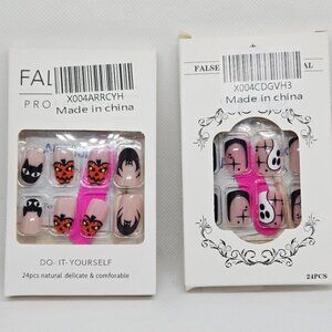 NIB SET OF 2 HALLOWEEN DECOR/PARTY PRESS ON NAILS, GHOSTS, PUMPKINS, 48 TOTAL